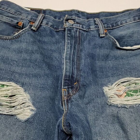 Levi's 569 Loose-Fit Straight Ripped Tropical Hawaiian Jean Shorts Waist 34 - Picture 3 of 9